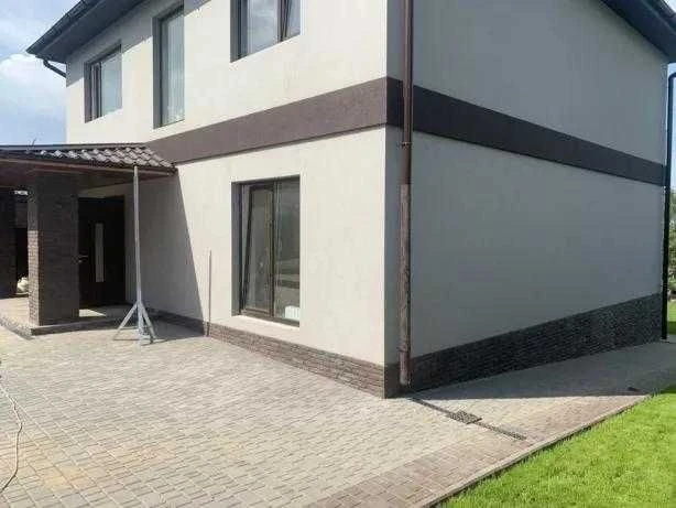 Продам стильный современный 2-хэт дом с бассейном