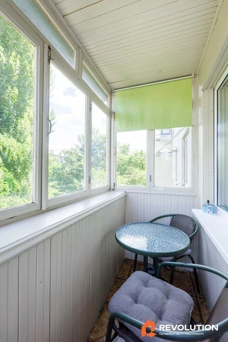 No commission. 3-room apartment 55m2 for sale, Chornykh Zaporozhtsiv St.