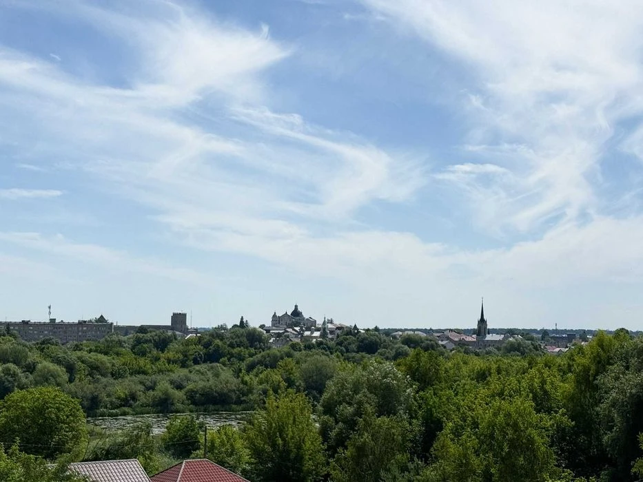 Продаж будинку у серці міста!!Центр!!Панорамний вид!!