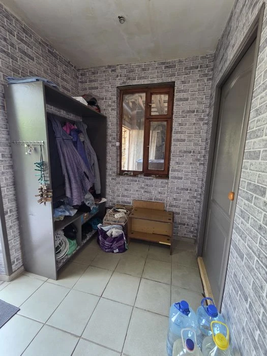 Продам дом ул. Бригадная 70м2 / 10 соток. Двор на одного хоз