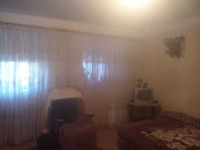 Продам Дом в Матвеевке на 2 входа, можно на 2 семьи. Район Ц