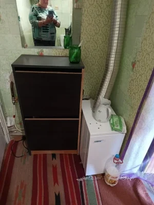 Продам Дом в Лесках,5 ком. 3 входа, 3 кухни, 3 в/у, можно на