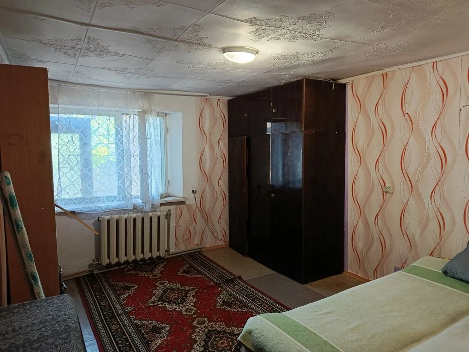 Продам Дом в Лесках,5 ком. 3 входа, 3 кухни, 3 в/у, можно на