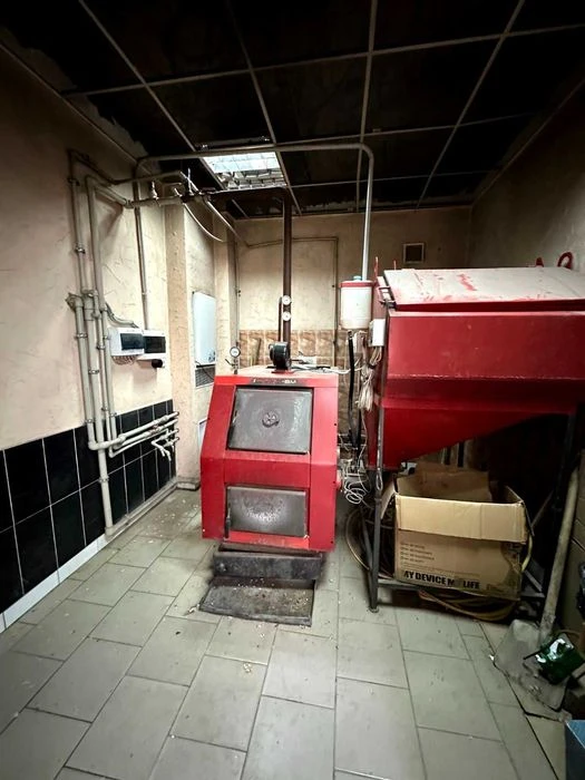 Продается дом в Соляных с большим участком 20 соток.