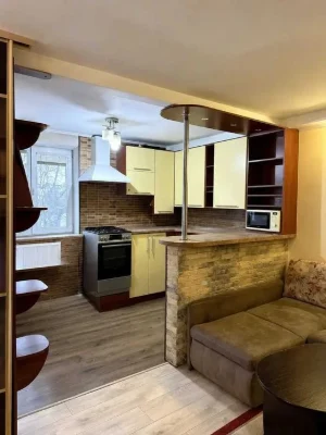 Продаж 2 поверхового будинку 160 м2 7 сот. Цегла. Індив газ