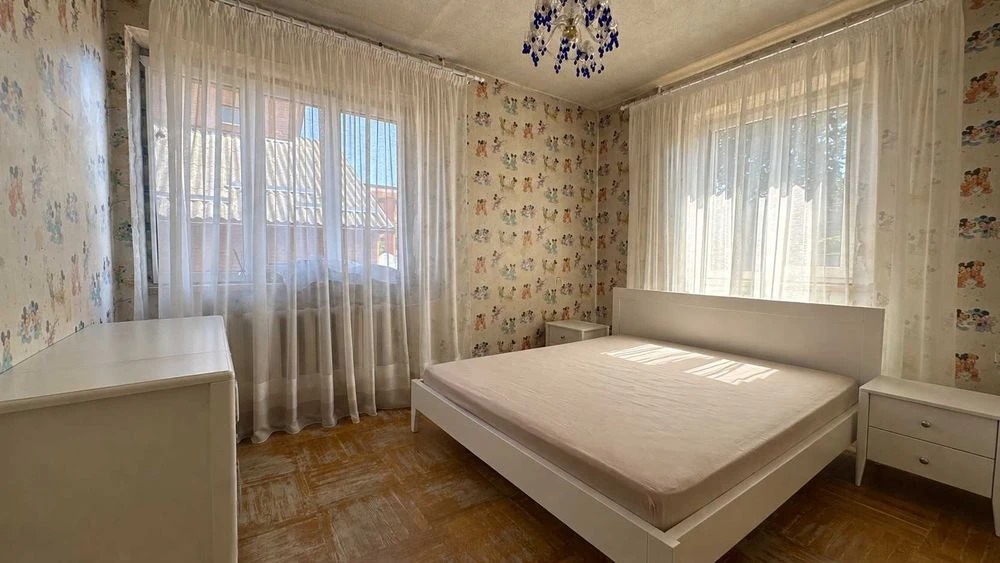 Продаж 2 поверхового будинку 400 м2 10 сот Цегла Індив газов