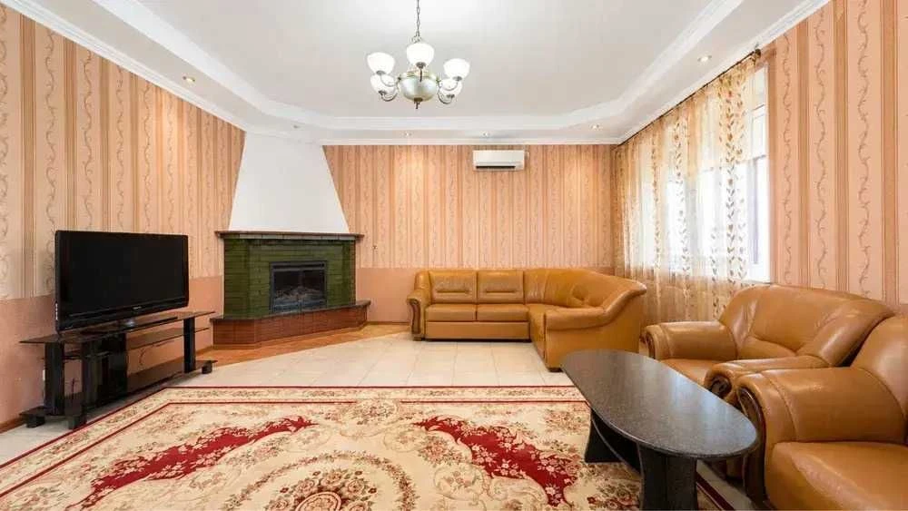 Продаж 2 поверхового будинку 500 м2 8 сот. Індив опал 2 сан