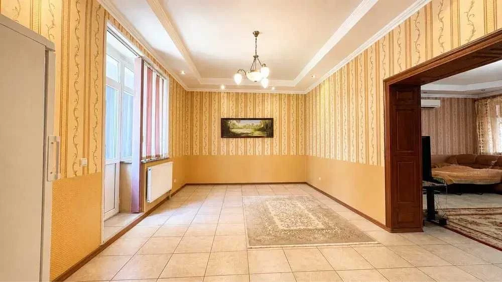 Продаж 2 поверхового будинку 500 м2 8 сот. Індив опал 2 сан
