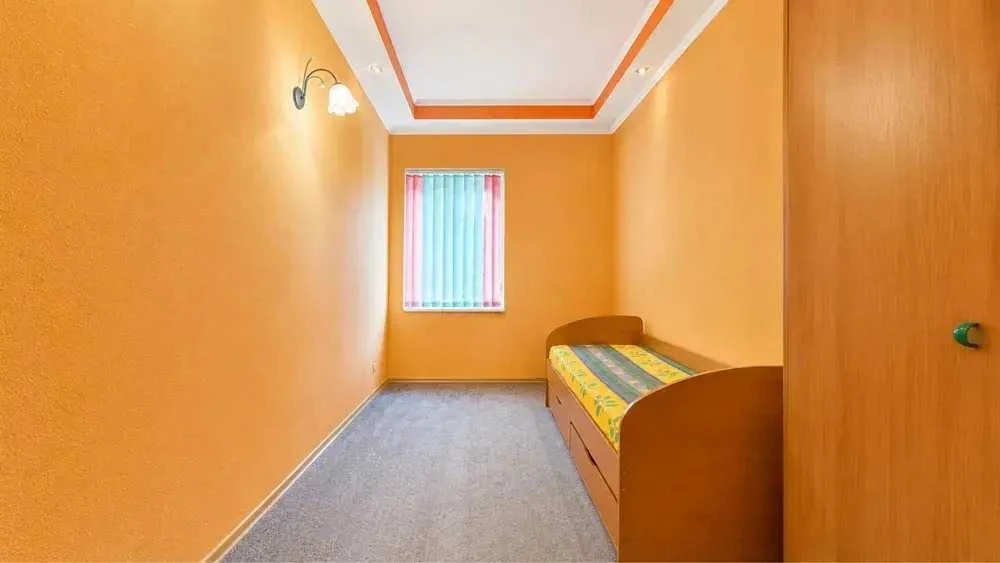 Продаж 2 поверхового будинку 500 м2 8 сот. Індив опал 2 сан