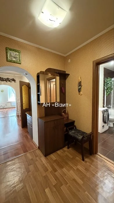 БЕЗ КОМІСІЇ. Район 1-шої міської лікарні. Продаж частини буд