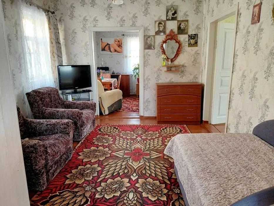 Продаж будинку 90 м2 6 сот Окремий двір + літня кухня Індив