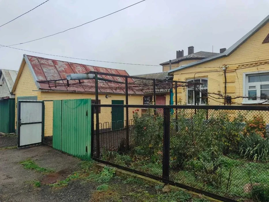 Продаж будинку 90 м2 6 сот Окремий двір + літня кухня Індив