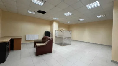 Продаж частини 2 поверхового будинку 360 м2 7 сот з окремим