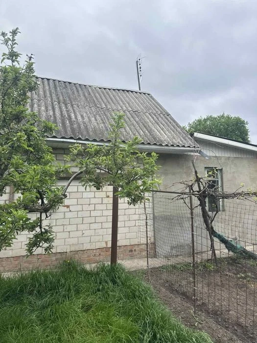 Пропонуємо до продажу будинок по вулиці Казбетська