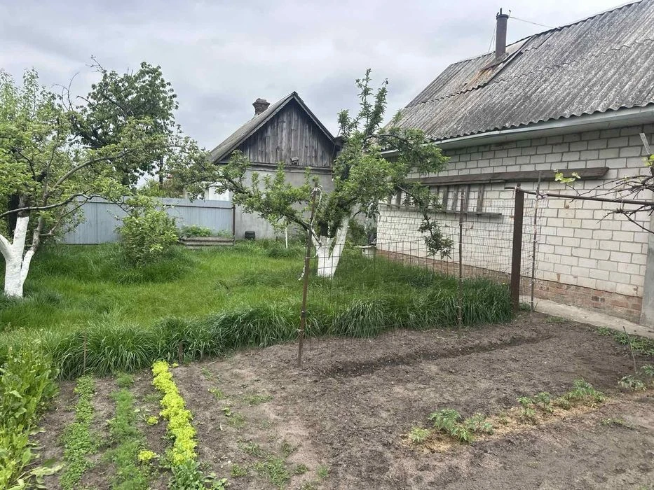 Пропонуємо до продажу будинок по вулиці Казбетська