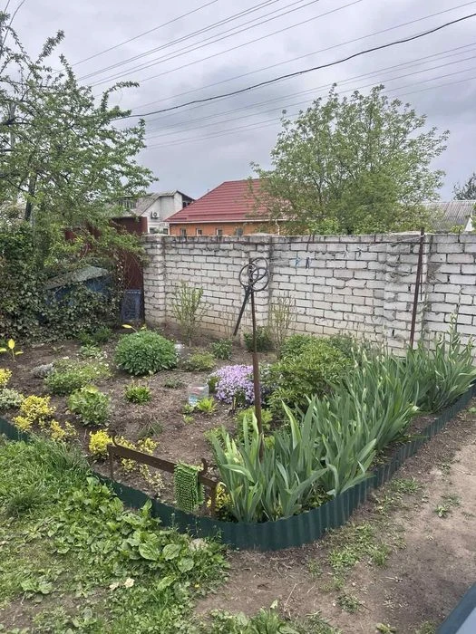Пропонуємо до продажу будинок по вулиці Казбетська