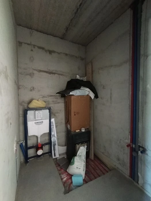 Будинок з газом на березі Дніпра
