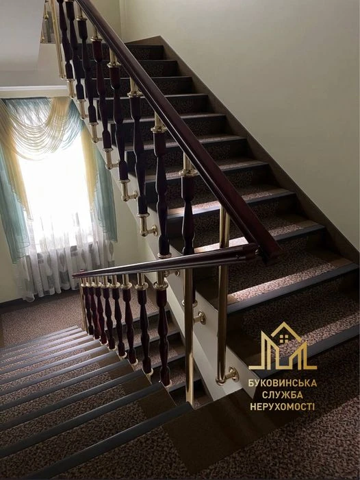 Продається будинок, район ресторану "Фаберже"