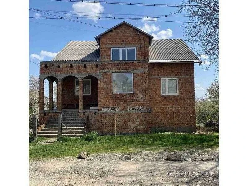Продажа Житлового будинка  327 кв.м в м. Чернівцях + Київ