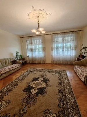 Продається таунхаус в центрі міста