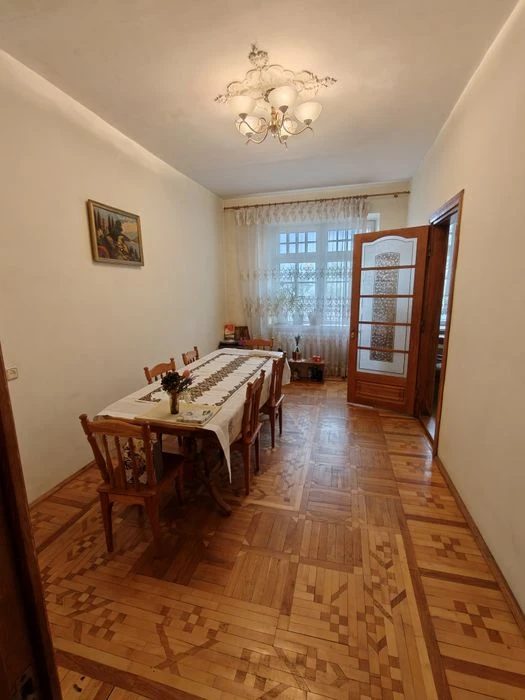 Продається таунхаус в центрі міста