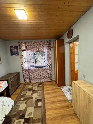 Продається новозбудований та старенький жилий дачний будинок