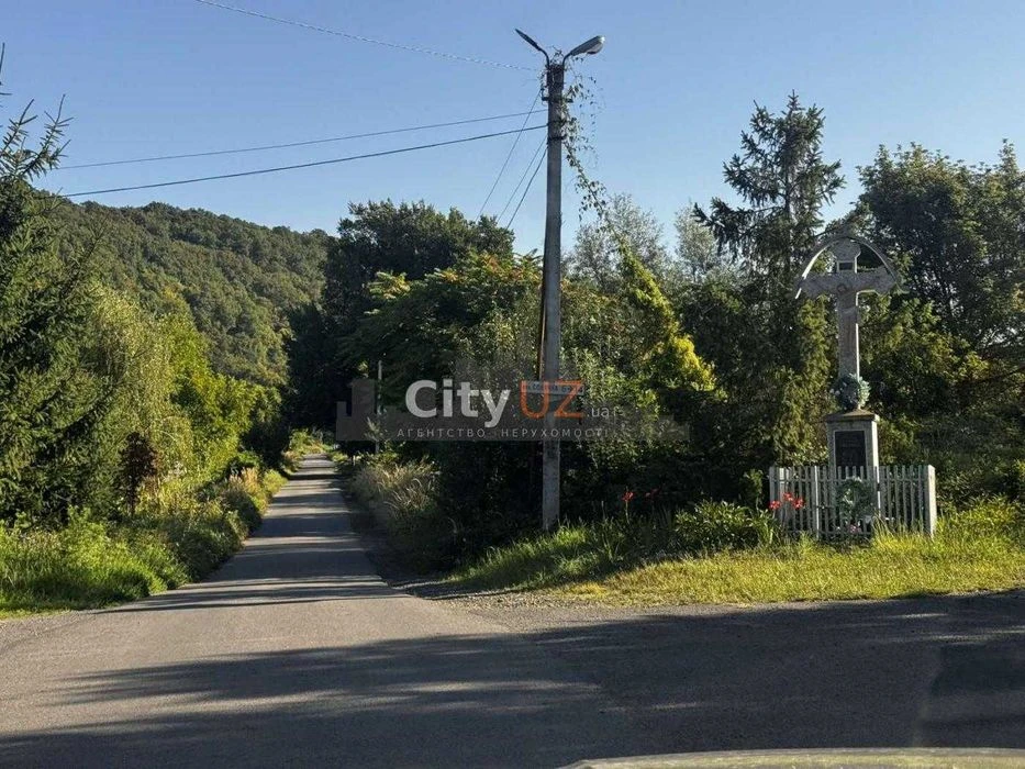 Продається земельна ділянка