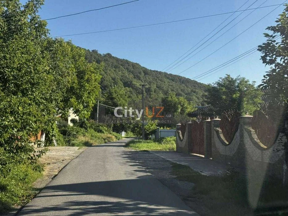 Продається земельна ділянка