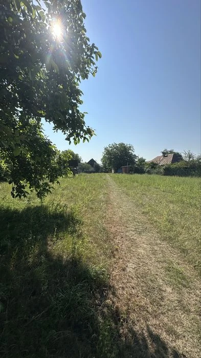 Продаж; ділянка 33 сотки; Чернівці; приміщення; бізнес;