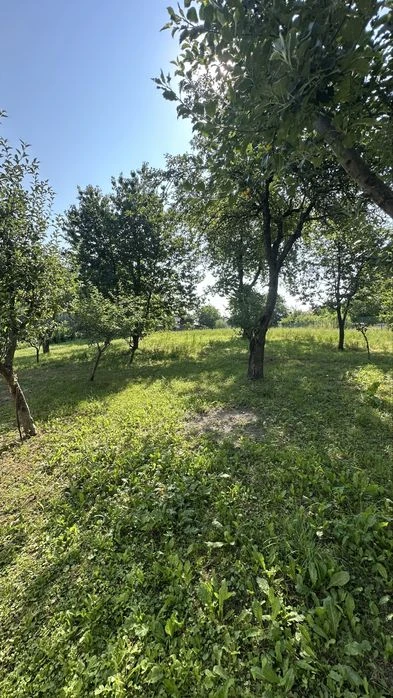 Продаж; ділянка 33 сотки; Чернівці; приміщення; бізнес;