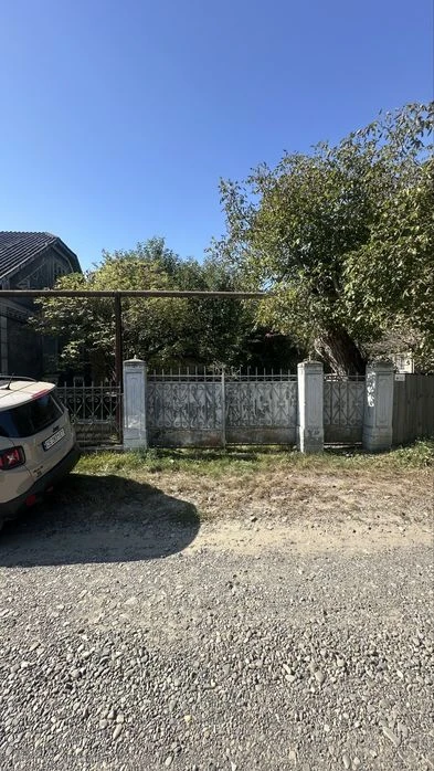 Чернівці; ділянка 20 сот. "під будівництво"; продаж;