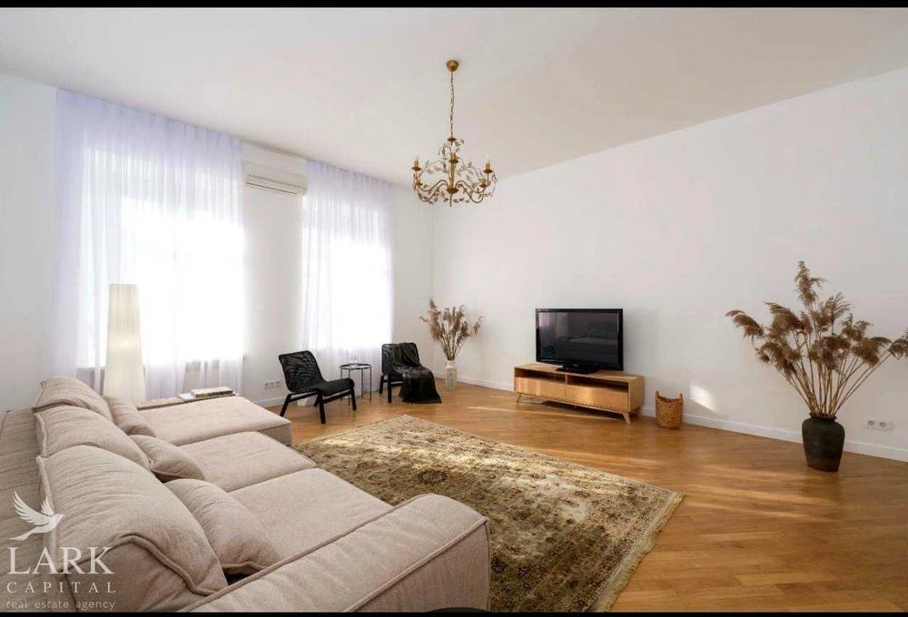 Продаж квартири в самому центрі Саксаганского ул., 58