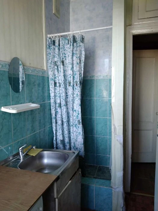 Продам 1-кімнатну, Севастопольська площа, меблі, техніка, га