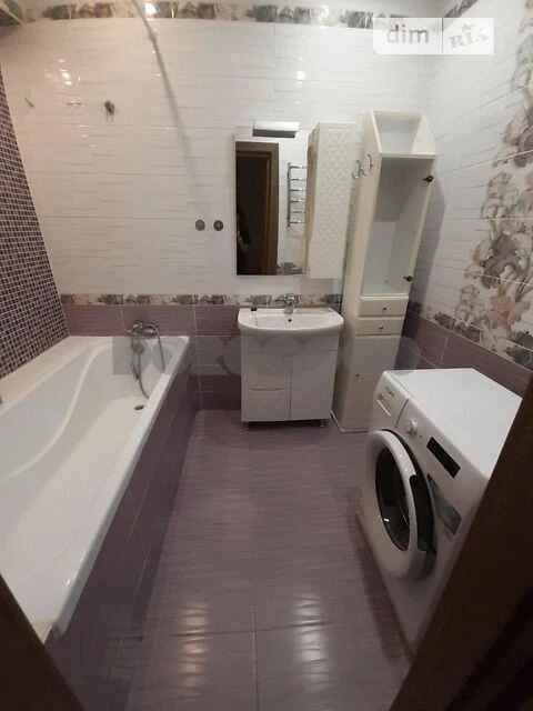 Продаж 2к квартири 69.2 кв. м на Пчелки Елены 8 • ID 3478729