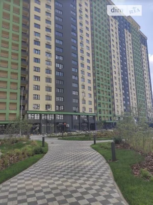Продаж 1к квартири 53 кв. м на вул. Михайла Максимовича 32А