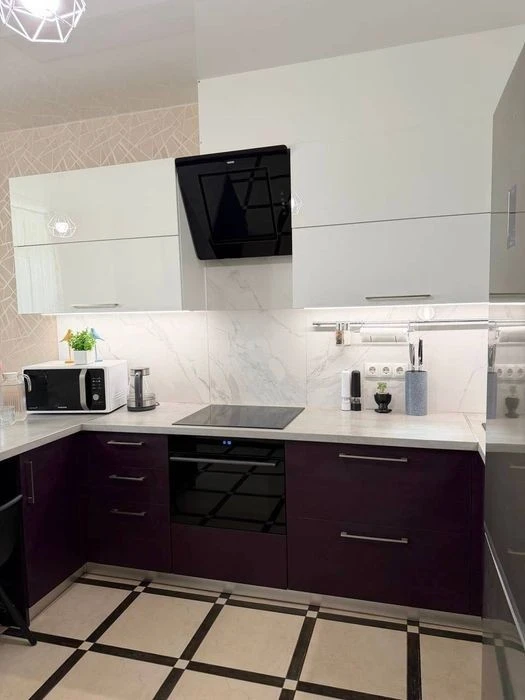Без комісії. Продаж 1 км. квартира + кухня вітальня. ЖК Озер