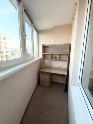 Без комісії. Продаж 1 км. квартира + кухня вітальня. ЖК Озер