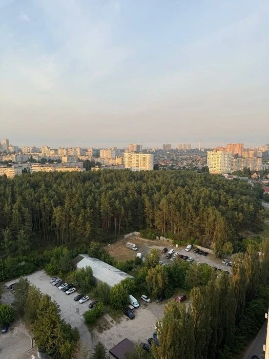 Без комісії. Продаж 1 км. квартира + кухня вітальня. ЖК Озер