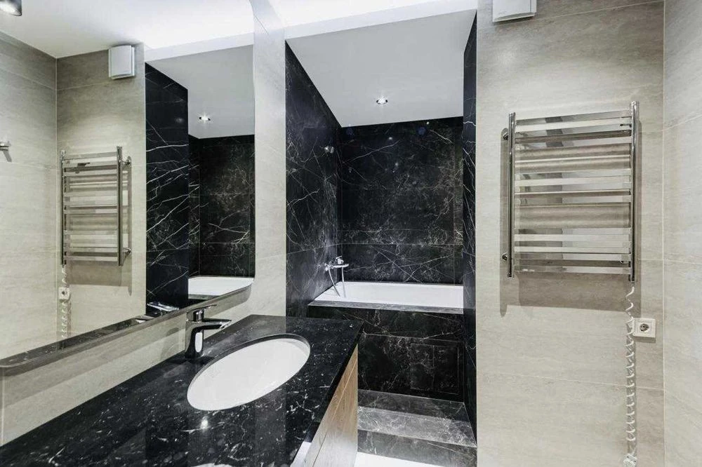 Продаж 3кімнатної квартири 110м² з ремонтом Бульвар Фонтанів