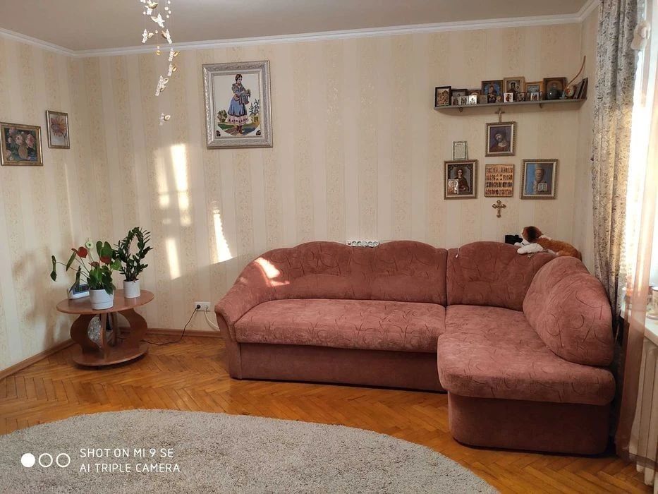 Оболонь, продається 3-к кв, 69 м, 9 пов, ЦЕГЛА, ГАЗ, все окр