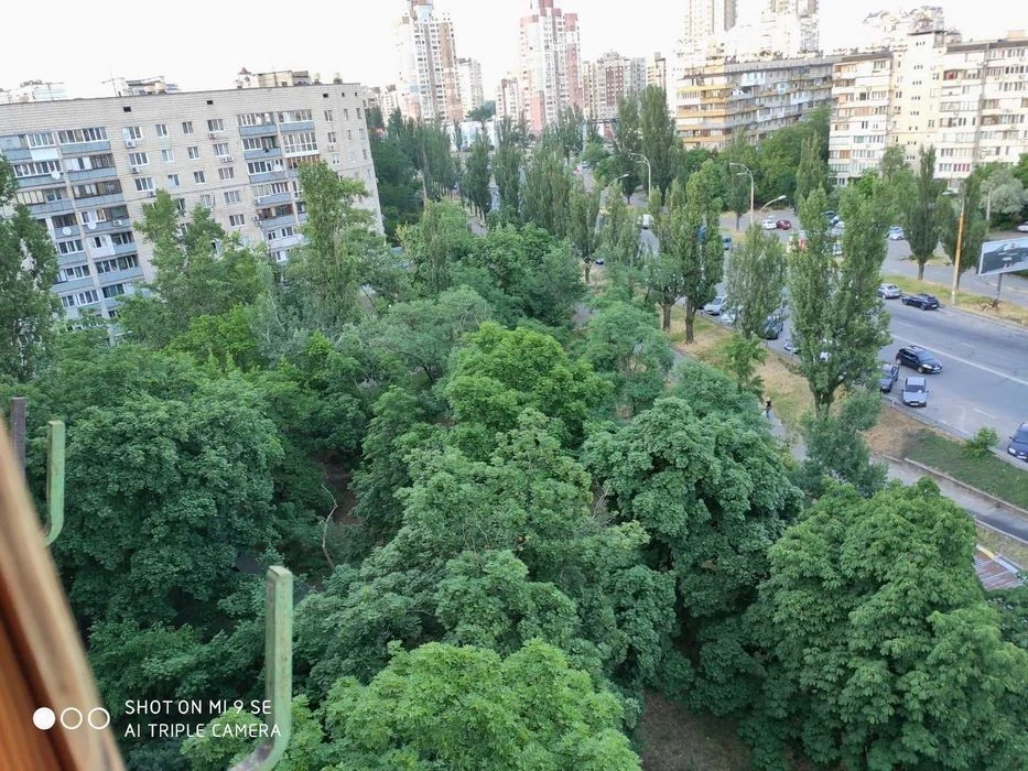 Оболонь, продається 3-к кв, 69 м, 9 пов, ЦЕГЛА, ГАЗ, все окр