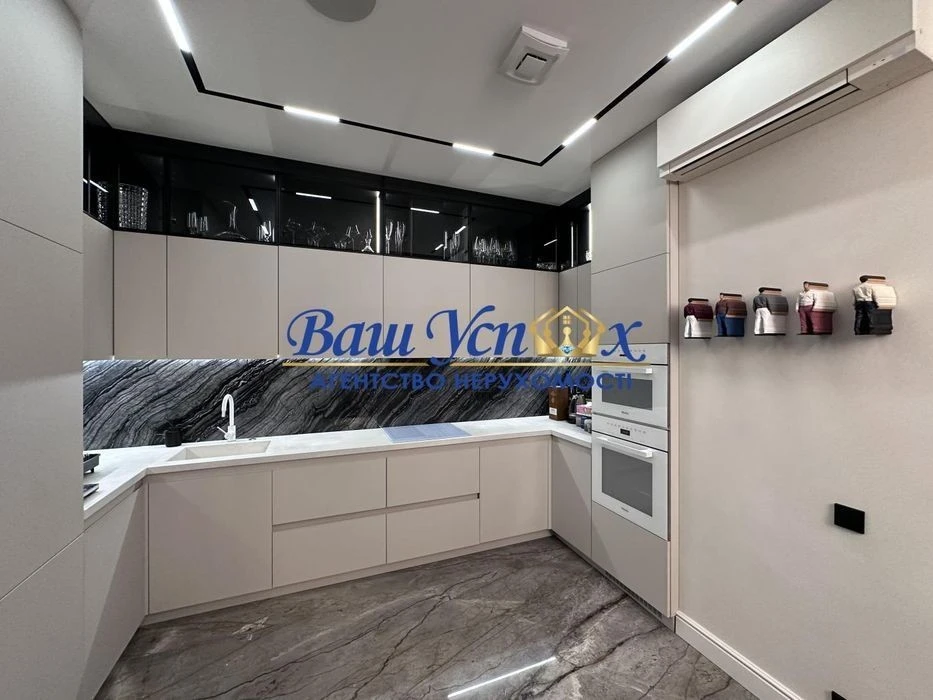 Продажа пентхауса с ремонтом и террасой, ЖК Park Avenue - VI