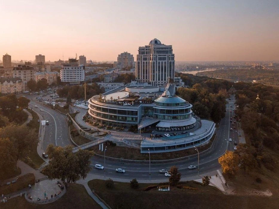 Видовая на Днепр. Продается великолепная квартира в "Diamond