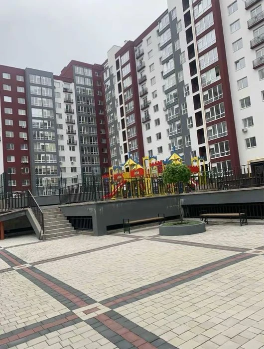Продаж 1к кватрири в центрі міста!