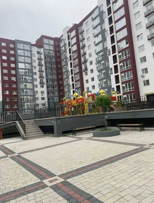 Продаж 1к кватрири в центрі міста!