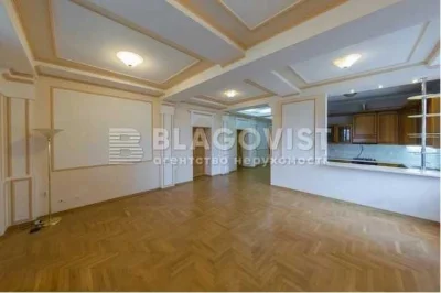 Продаж квартири Клубний будинок 3-кім 159м2 Метро Золоті Вор