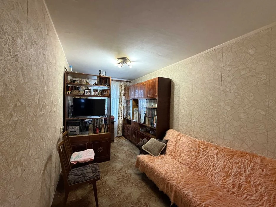 Продам 3-комнатную квартиру, Краснова / Адмиральский проспек