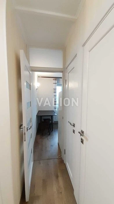 Продаж 1-к квартири, Левка Лук'яненка 1д (Маршала Тимошенка)