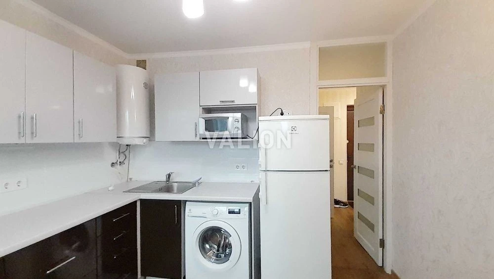 Продаж 1-к квартири, Левка Лук'яненка 1д (Маршала Тимошенка)