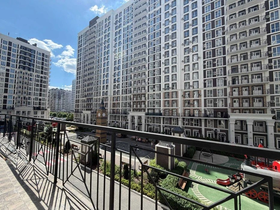 БЕЗ КОМІСІЇ | 2 кімнати 65 м² | 3 поверх | балкон на всю ква